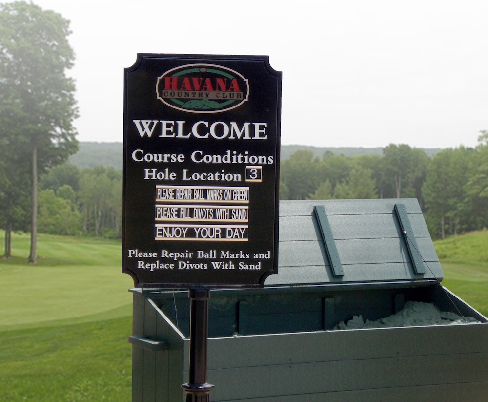 course conditions sign